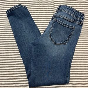 Old Navy Jeans; Size 4; rockstar super skinny low rise